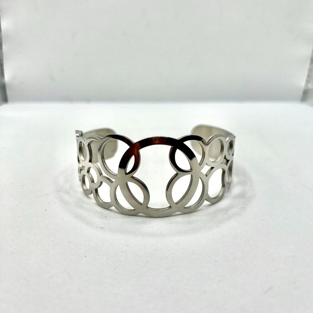 Circles Silver Bangle